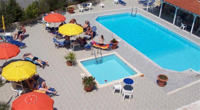 Helios Hotel Agia Marina  Ngoại thất bức ảnh
